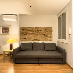 Apartment Aparteasy - Gracia, Barcelona