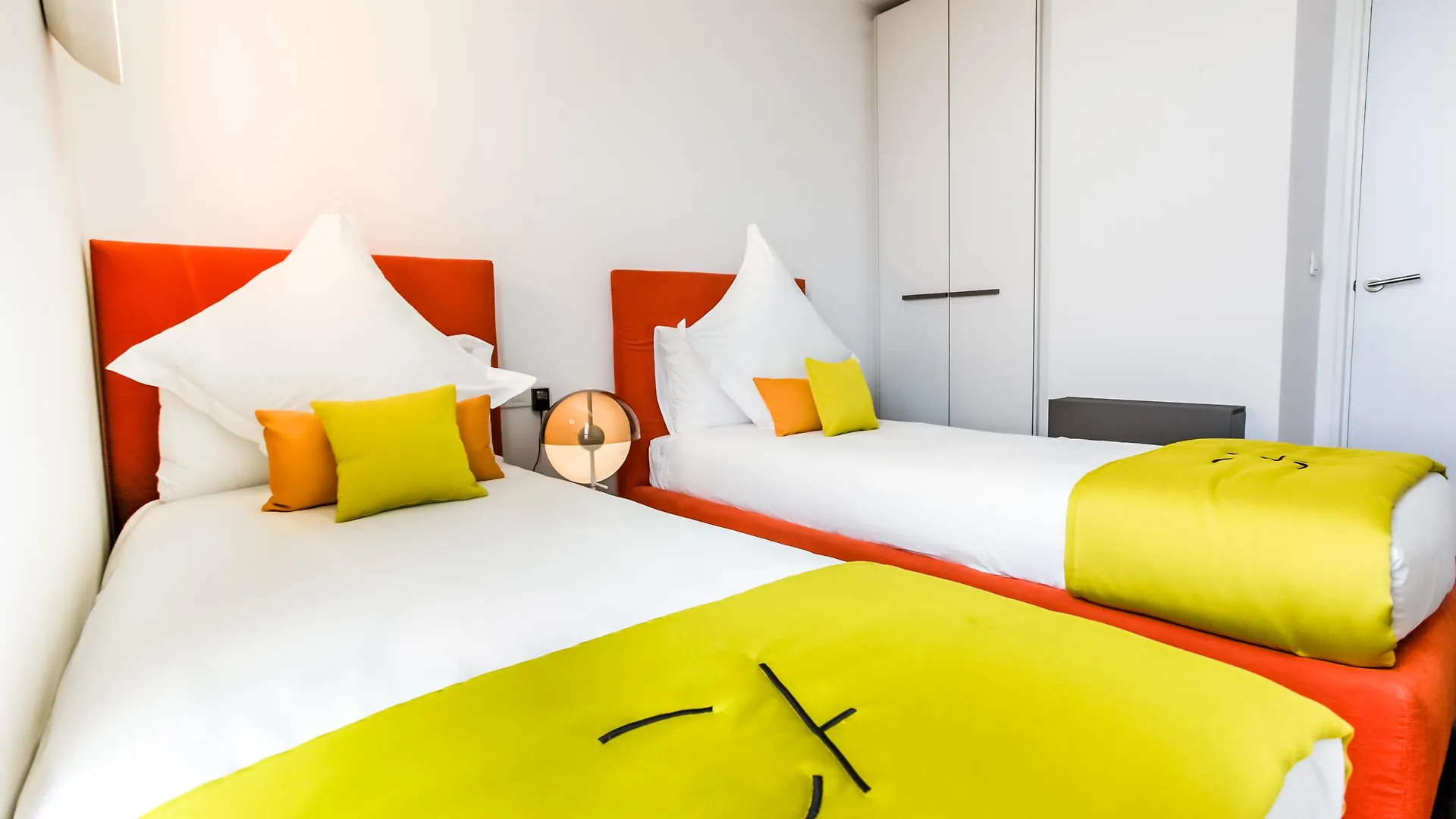 Cosmo Apartments Sants Barcelona