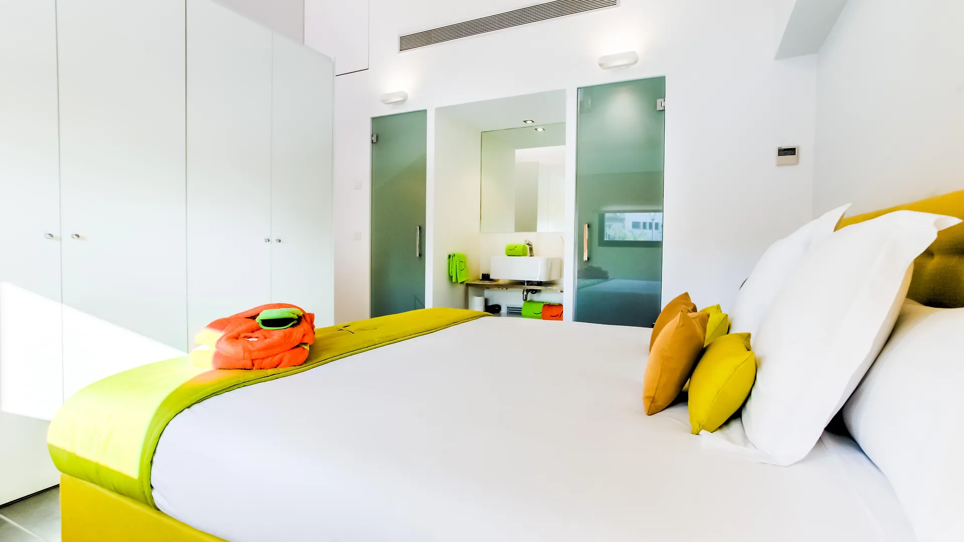 Cosmo Apartments Sants Barcelona