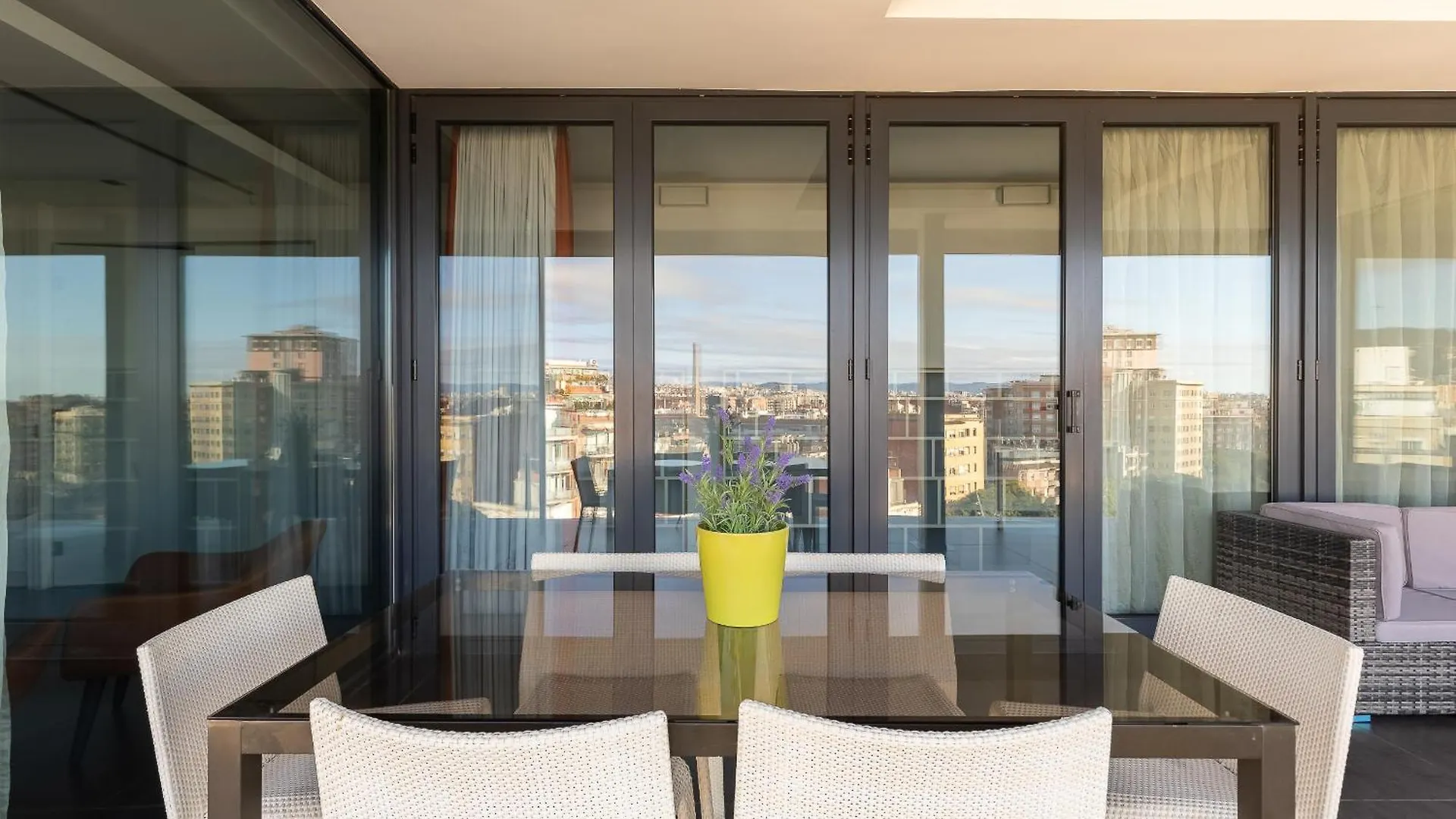 Cosmo Apartments Sants Barcelona 0*,  Spanje