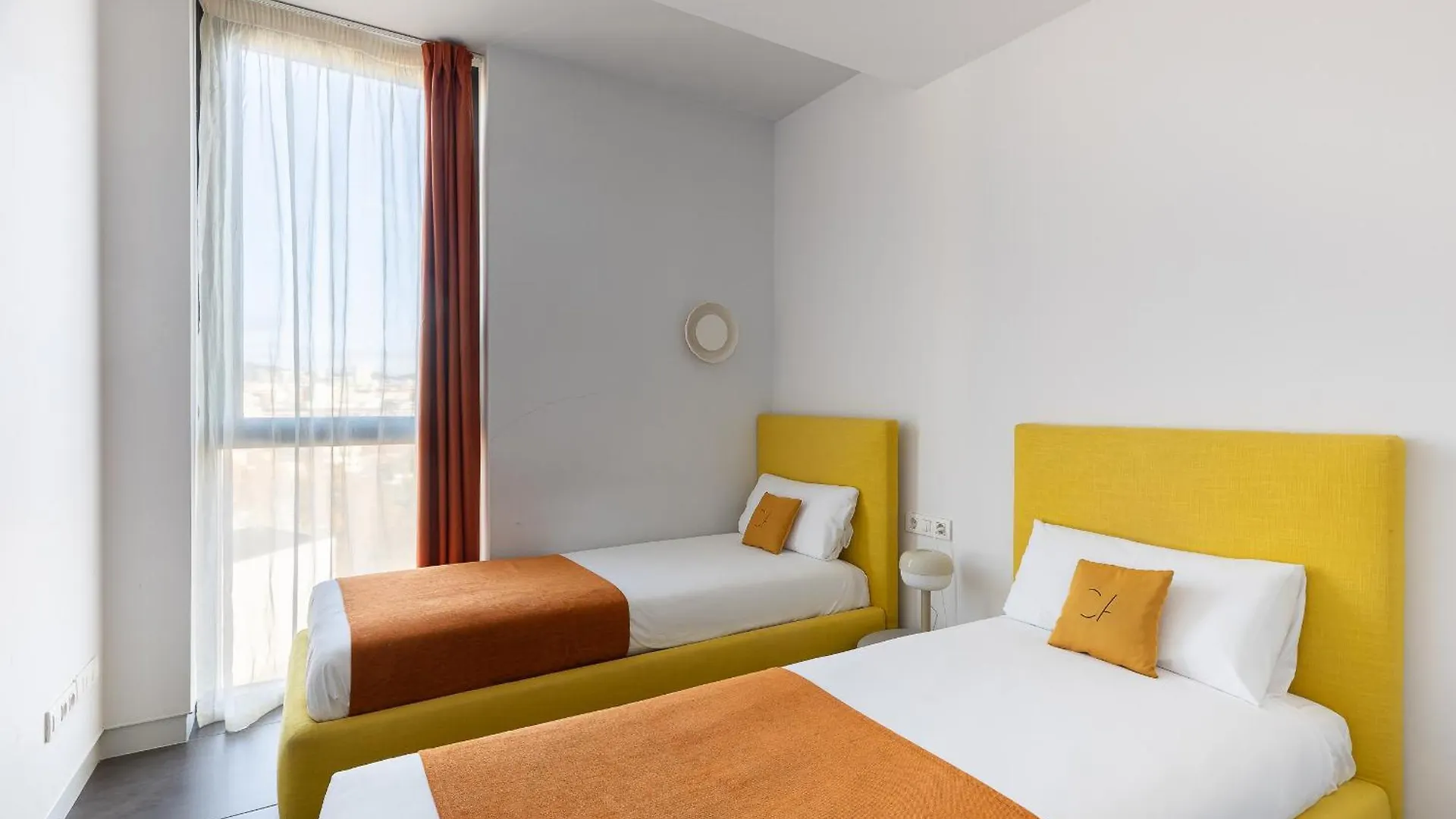 Cosmo Apartments Sants Barcelona 0*,  Spanje