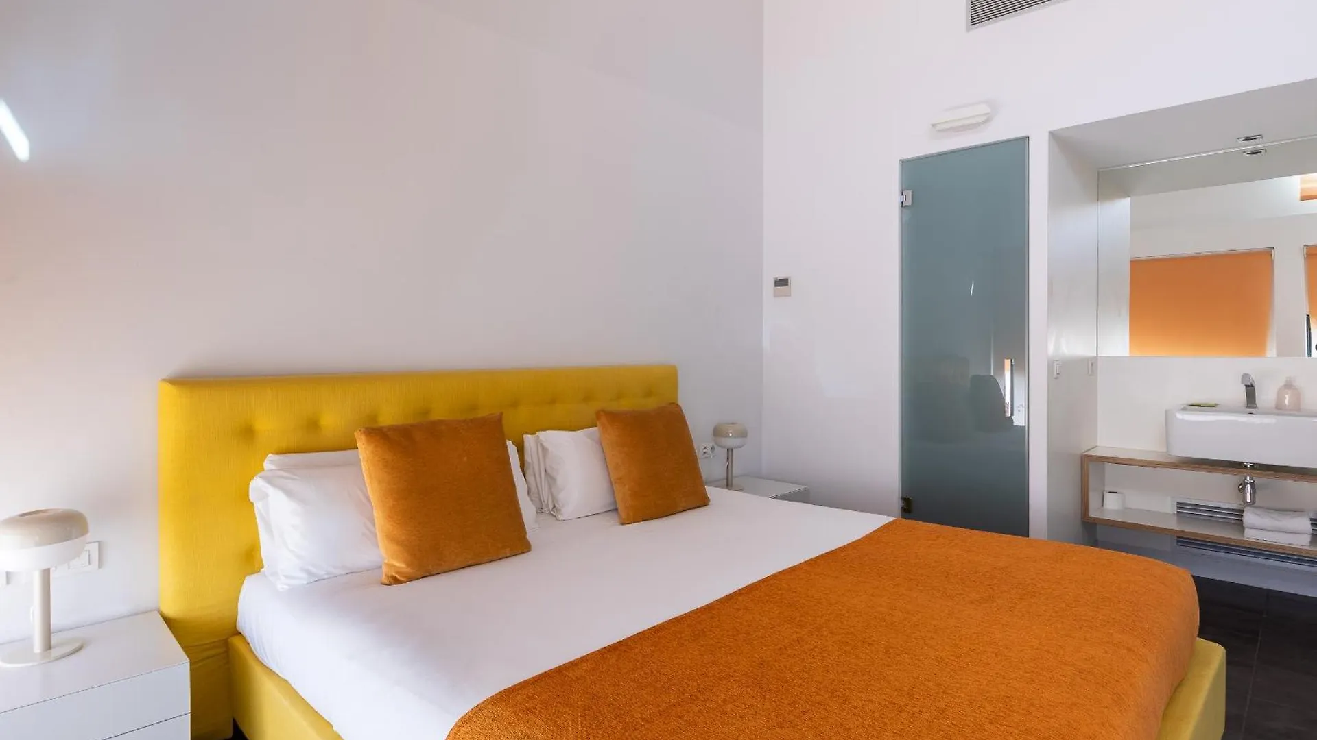 Cosmo Apartments Sants Barcelona